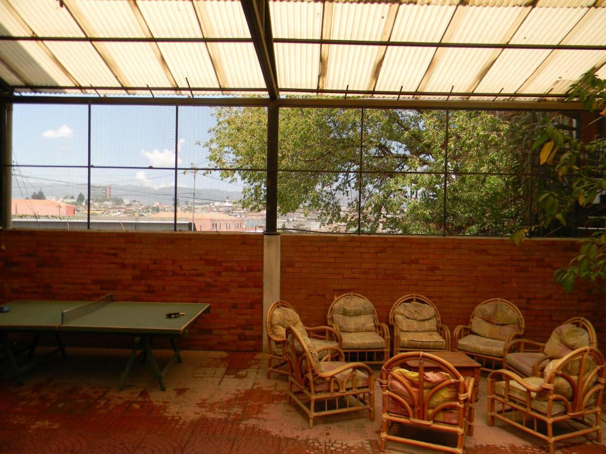 Casa Xelaju Apartments Quetzaltenango ภายนอก รูปภาพ