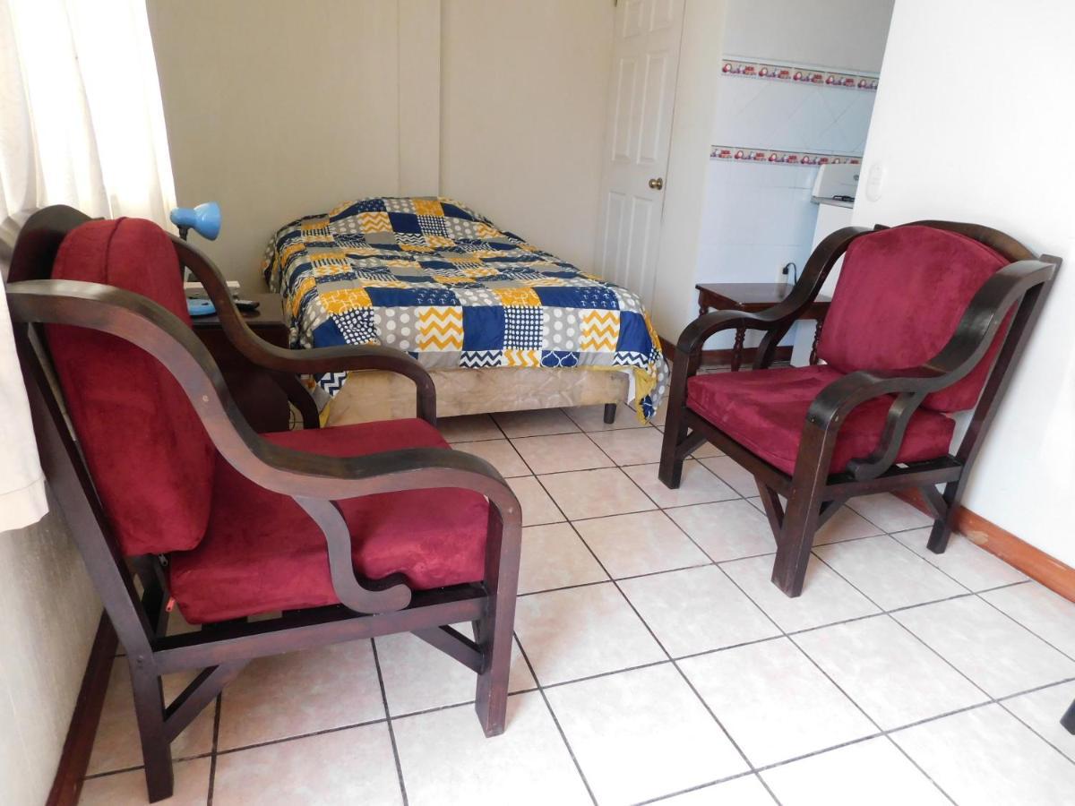 Casa Xelaju Apartments Quetzaltenango ภายนอก รูปภาพ