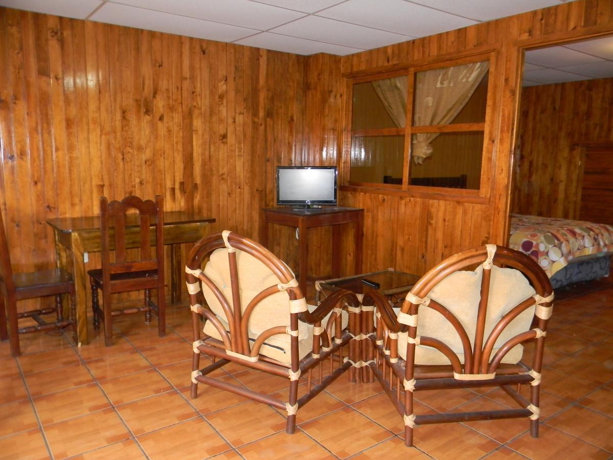 Casa Xelaju Apartments Quetzaltenango ภายนอก รูปภาพ