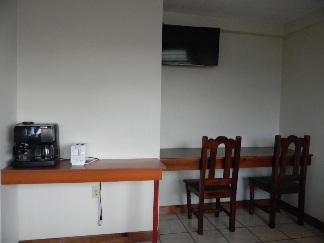 Casa Xelaju Apartments Quetzaltenango ภายนอก รูปภาพ